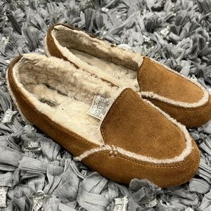 Ugg slippers